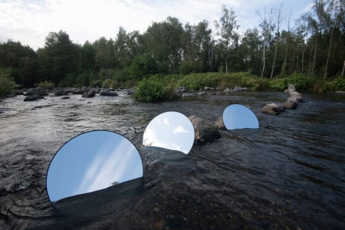 Spiegel in einem Fluss, Kunstwerk Oscar Lebeck, Gewinner KulturLandschaften Wasser